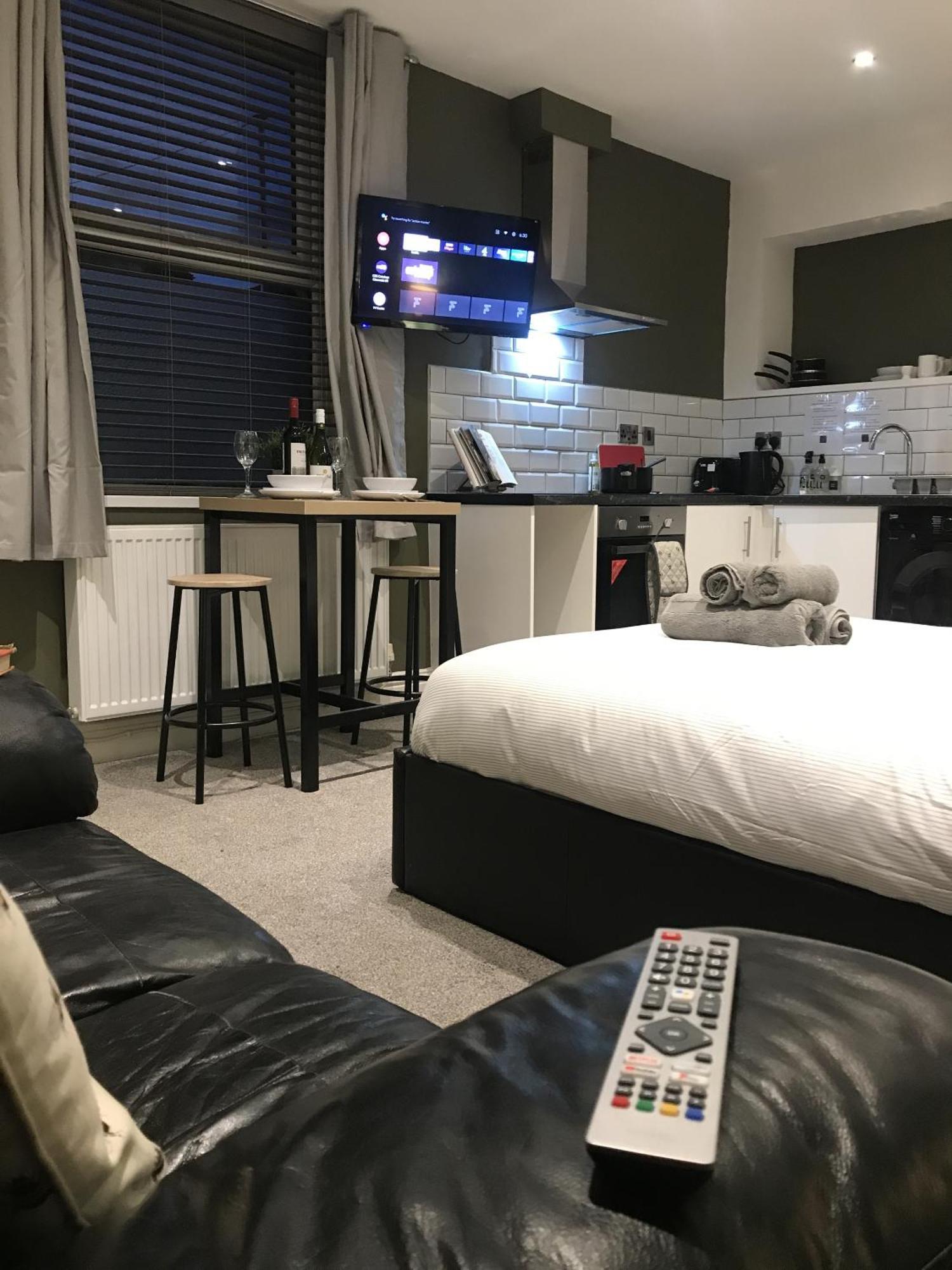 Contemporary 1 Bed Studio For Comfy Stay In Wigan Zewnętrze zdjęcie